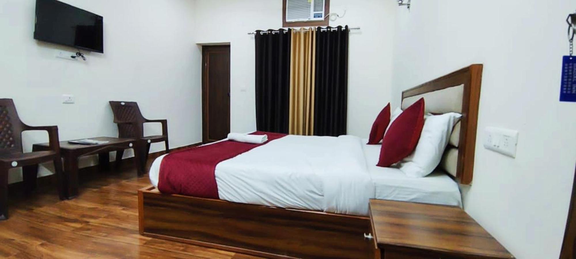 Luxury Rooms In Safdarjung Enclave Near Aiims & Safdarjung Hospital Nowe Delhi Zewnętrze zdjęcie