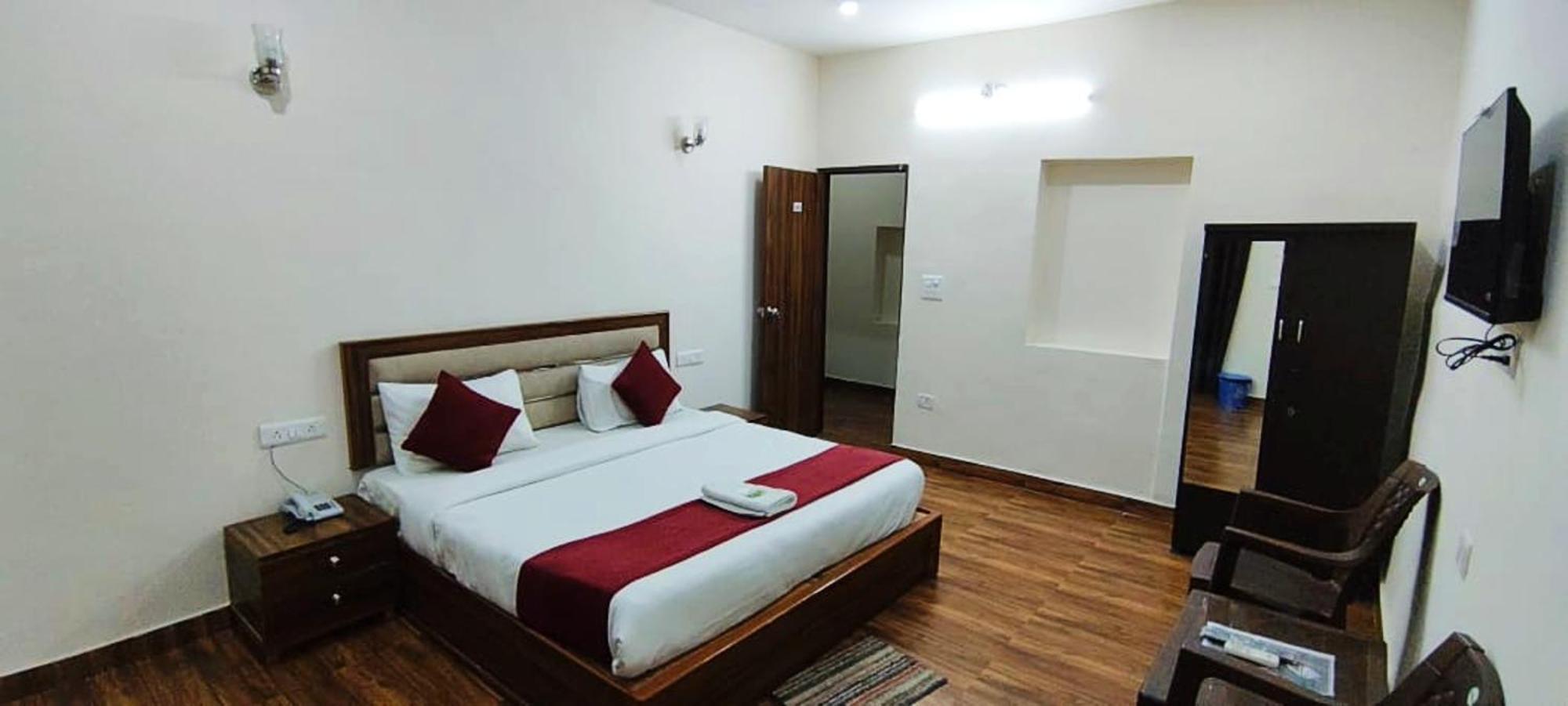 Luxury Rooms In Safdarjung Enclave Near Aiims & Safdarjung Hospital Nowe Delhi Zewnętrze zdjęcie