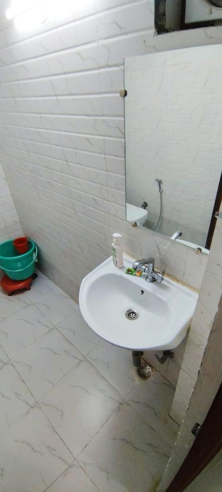 Luxury Rooms In Safdarjung Enclave Near Aiims & Safdarjung Hospital Nowe Delhi Zewnętrze zdjęcie