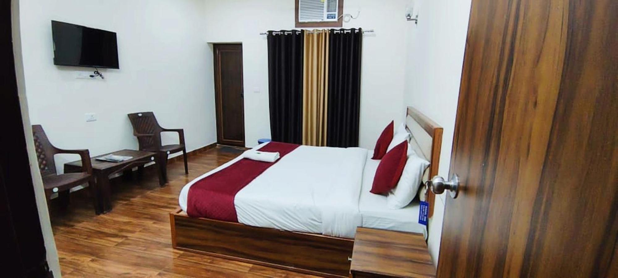 Luxury Rooms In Safdarjung Enclave Near Aiims & Safdarjung Hospital Nowe Delhi Zewnętrze zdjęcie